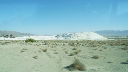 04-09 En approche de la vallee de la mort, beaucoup de sel